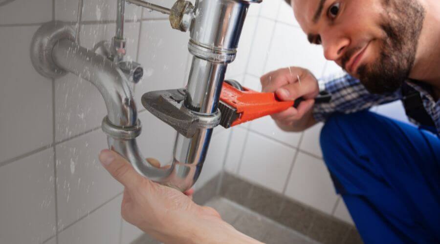 Professional clogged toilet repair services in Charleston, MO